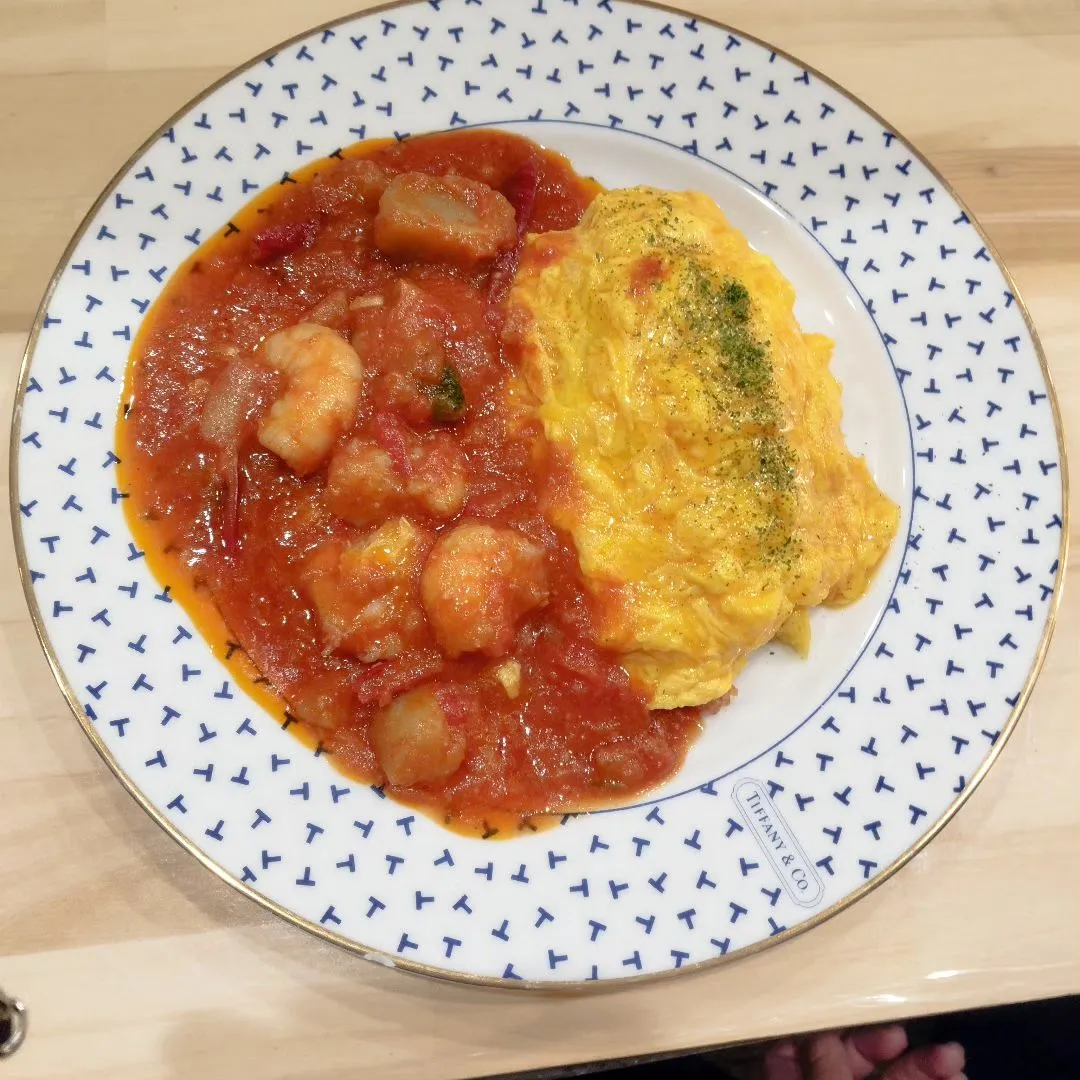 昨日も、暑い中活動中の大つぼさんたちが遅いランチに見えました...